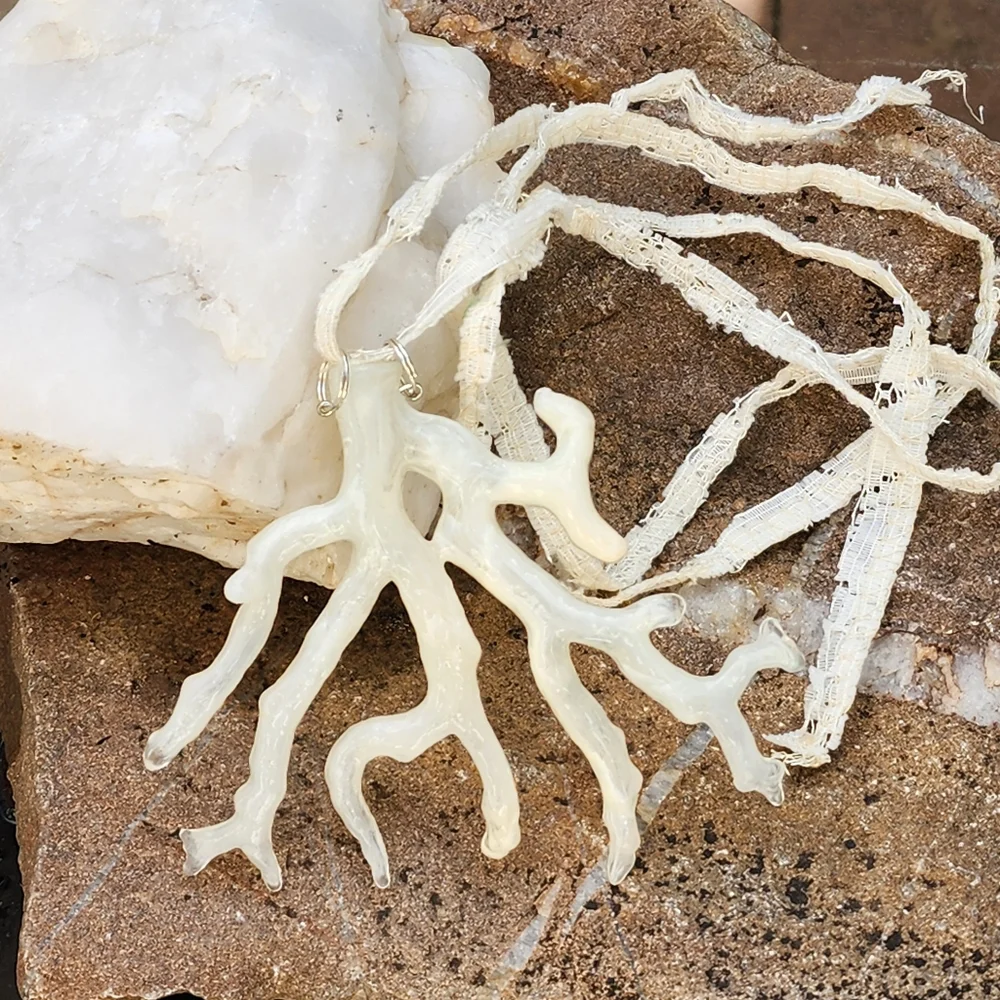 Artisan Boho Raw boyfriend Cut Choker White Coral Concept Accessory Shabby Chic - Picture 4 of 13